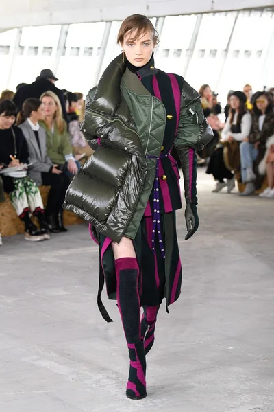 Look 2